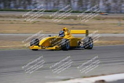 media/Jun-05-2022-CalClub SCCA (Sun) [[19e9bfb4bf]]/Around the Pits/